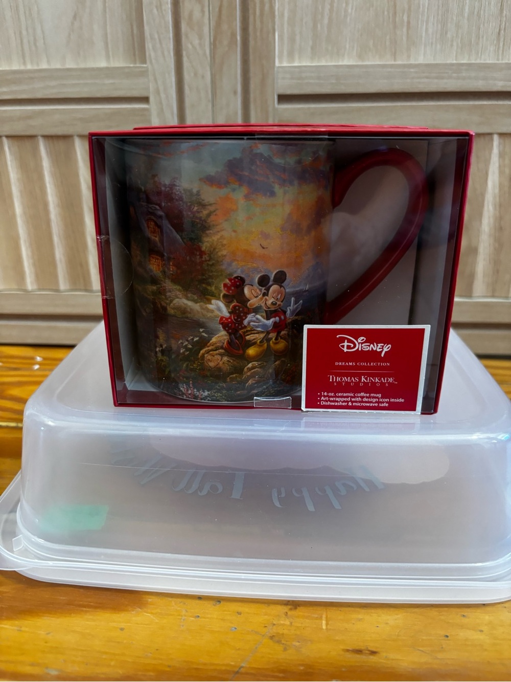 Disney and Thomas Kinkade Mickey & Minnie Scenic Ceramic Mug with Red Handle